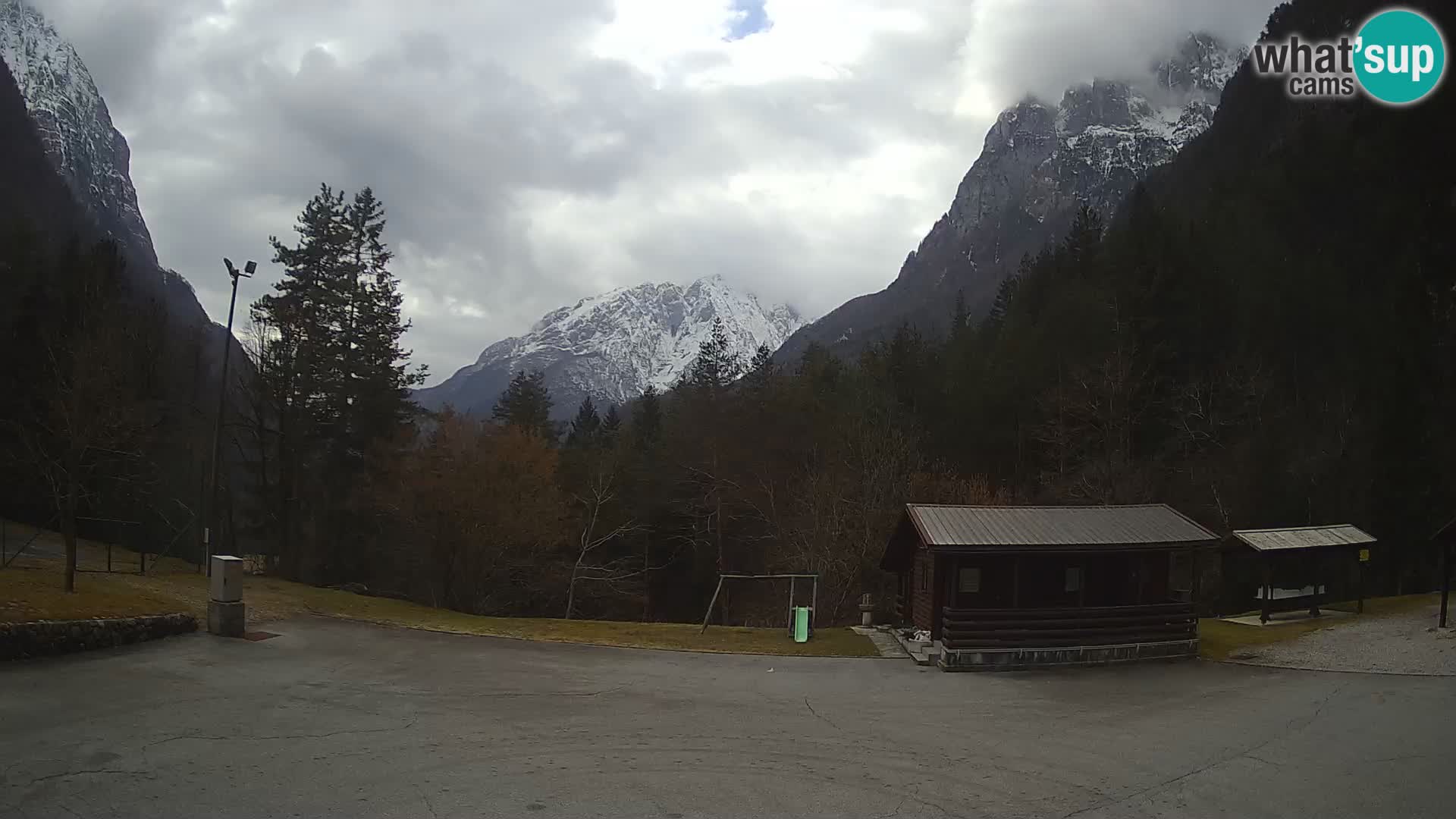 Log pod Mangartom webcam – Vue sur Jerebica et Rombon – Bovec – Slovénie