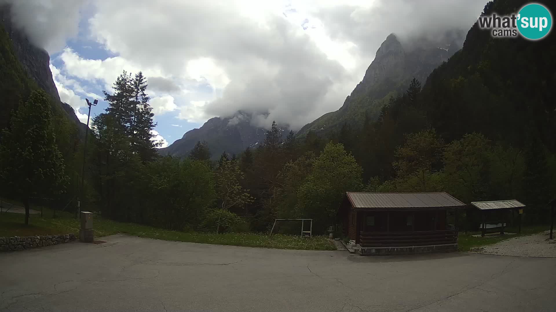 Log pod Mangartom webcam – Vue sur Jerebica et Rombon – Bovec – Slovénie
