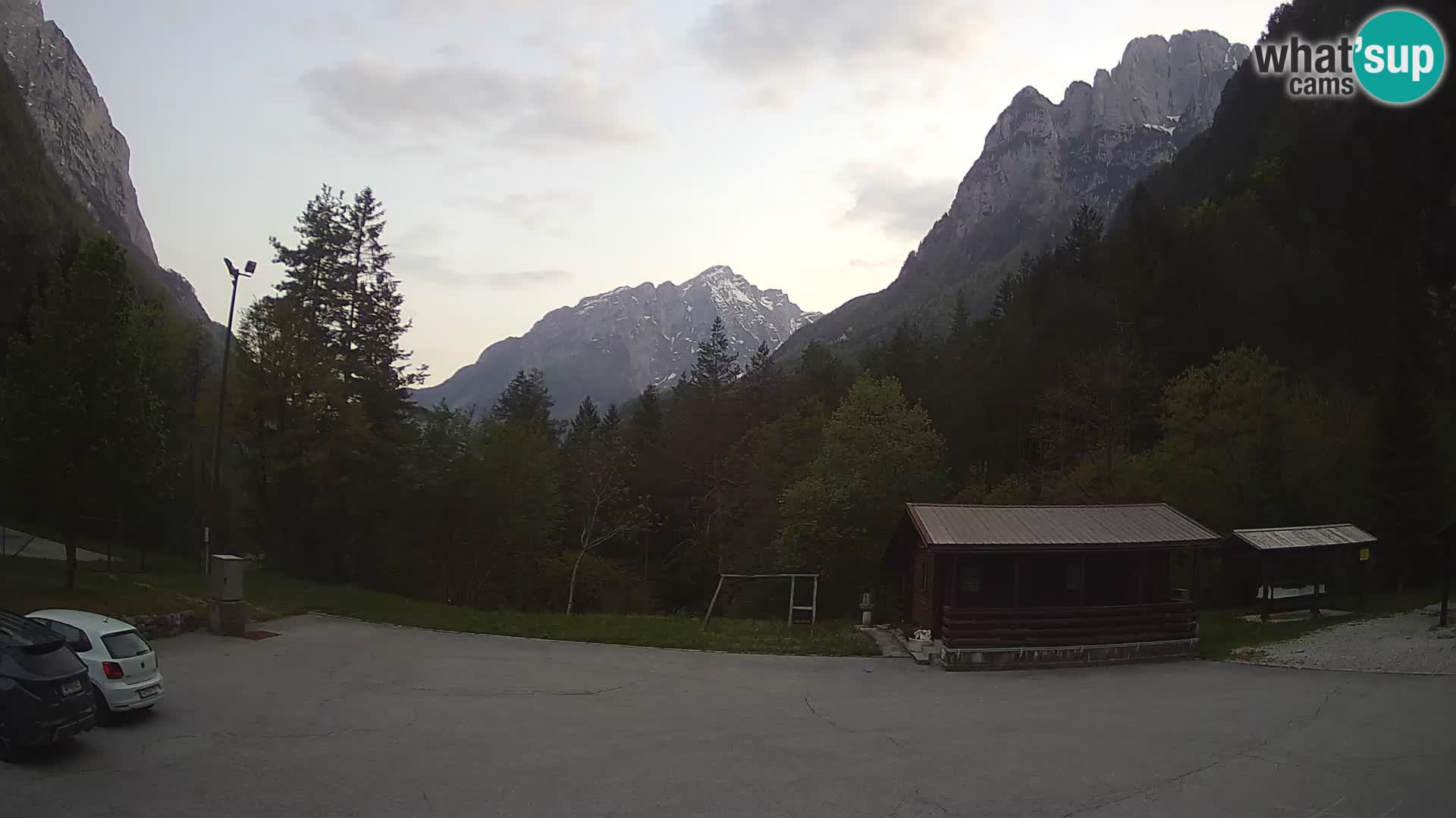 Log pod Mangartom webcam – Vue sur Jerebica et Rombon – Bovec – Slovénie