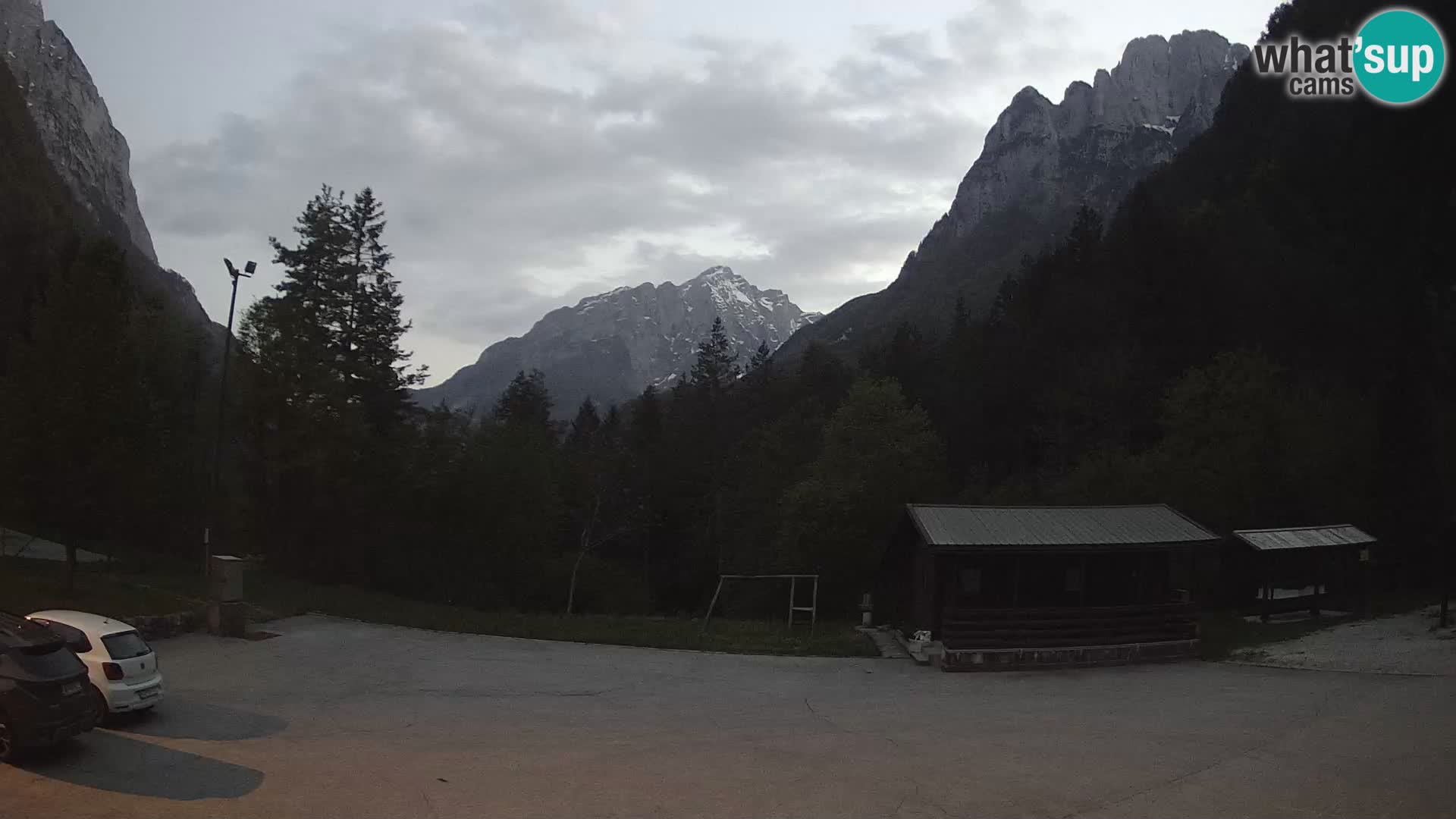Cámara web Log pod Mangartom – Vista a Jerebica y Rombon – Bovec – Eslovenia