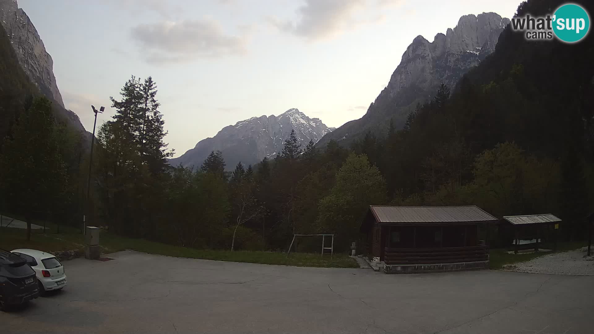 Cámara web Log pod Mangartom – Vista a Jerebica y Rombon – Bovec – Eslovenia