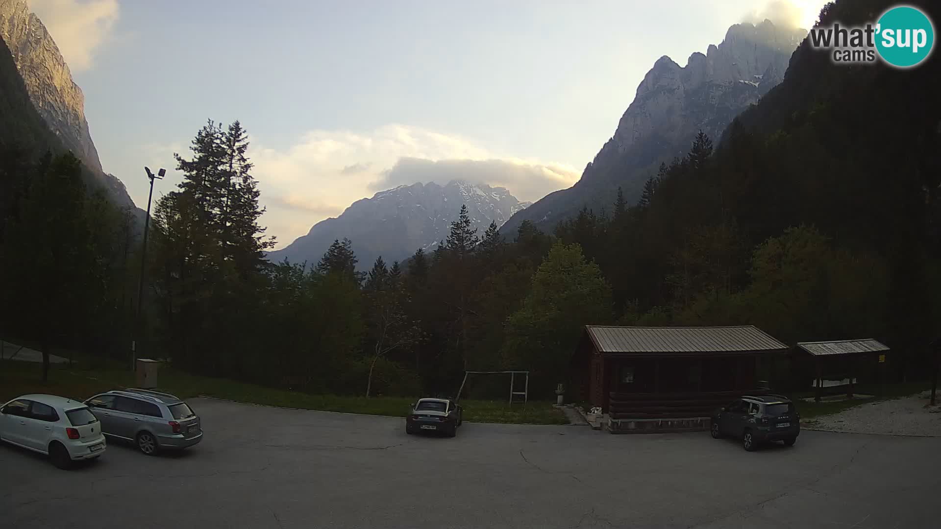 Log pod Mangartom webcam – Vue sur Jerebica et Rombon – Bovec – Slovénie