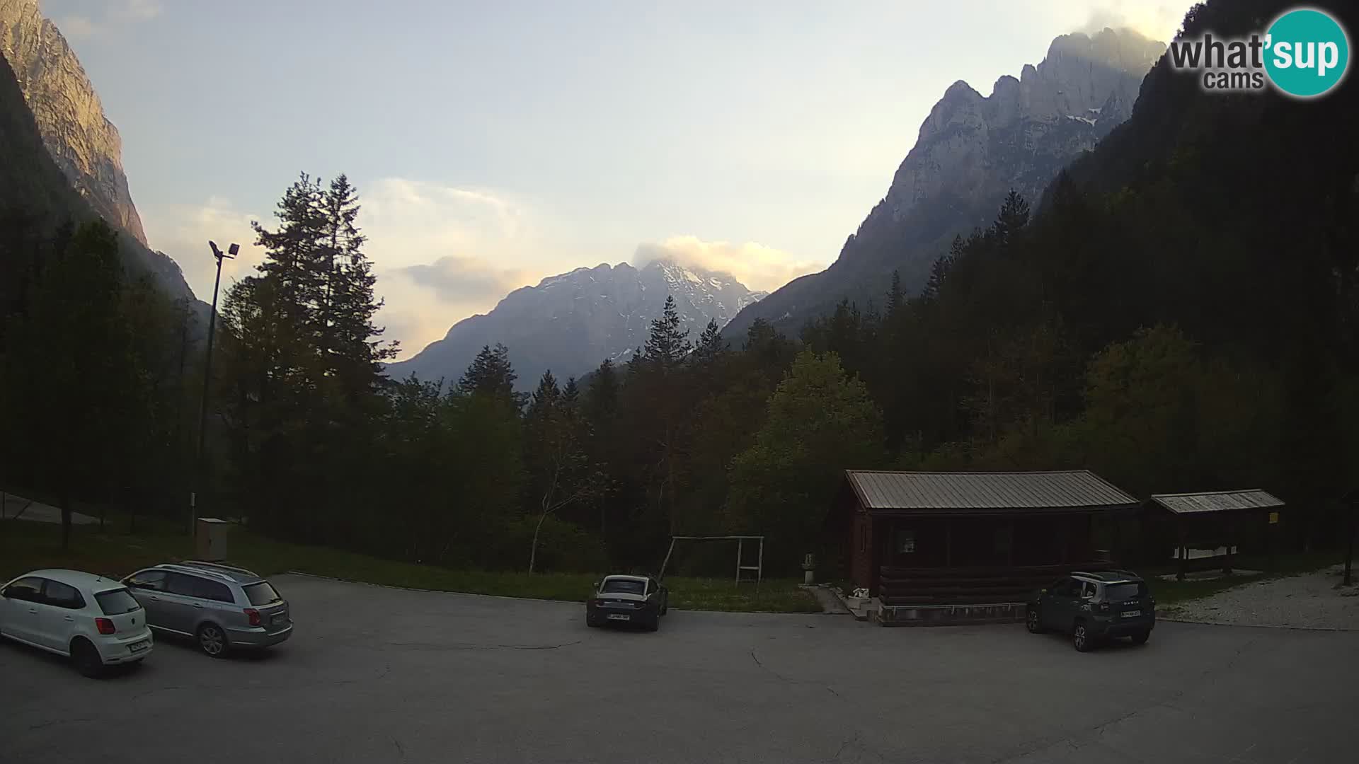 Log pod Mangartom webcam – Vue sur Jerebica et Rombon – Bovec – Slovénie