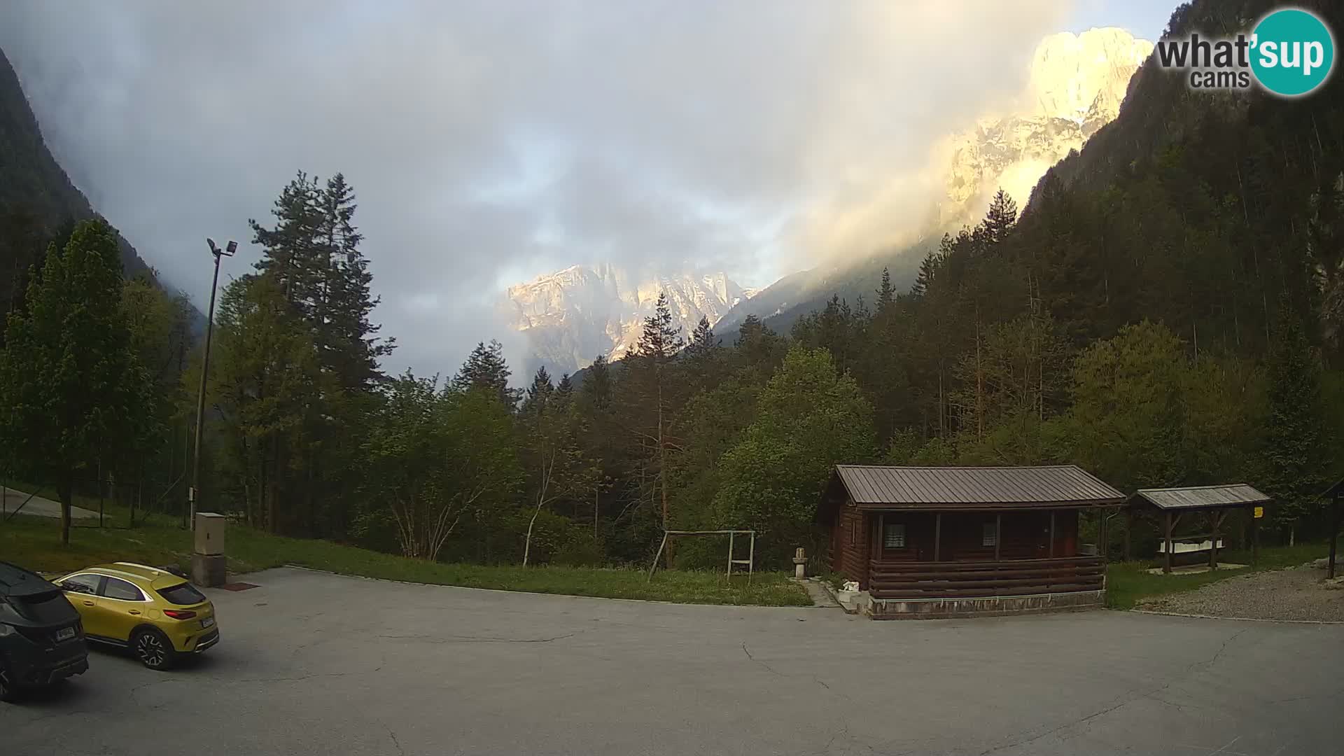 Log pod Mangartom webcam – Vue sur Jerebica et Rombon – Bovec – Slovénie