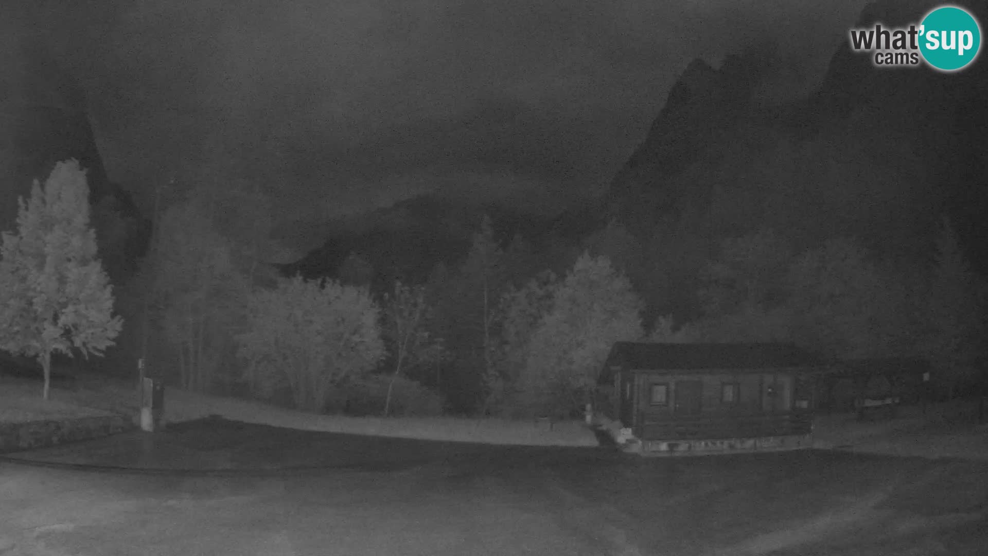 Log pod Mangartom webcam – Vista su Jerebica e Rombon – Bovec – Slovenia