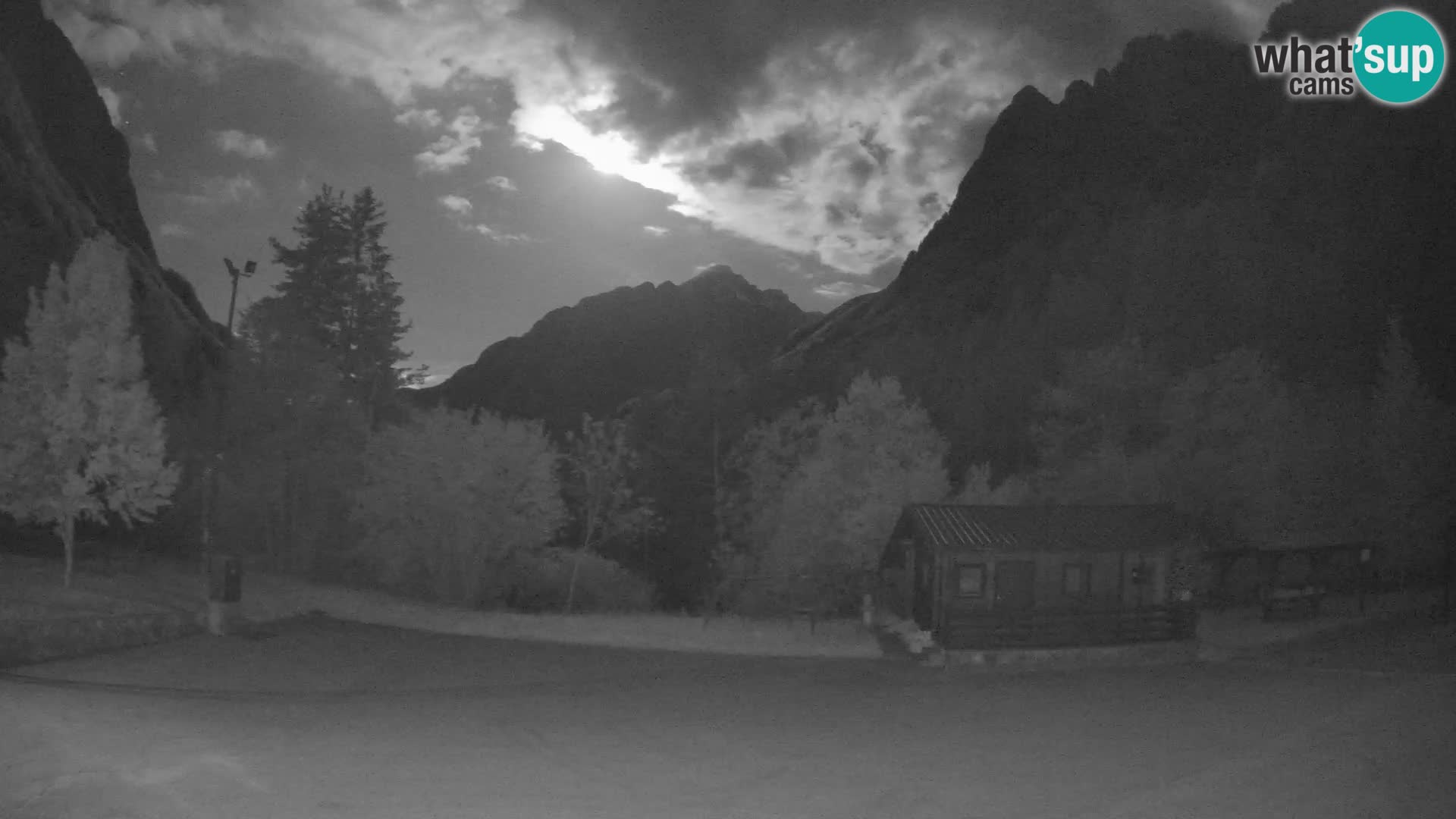 Cámara web Log pod Mangartom – Vista a Jerebica y Rombon – Bovec – Eslovenia