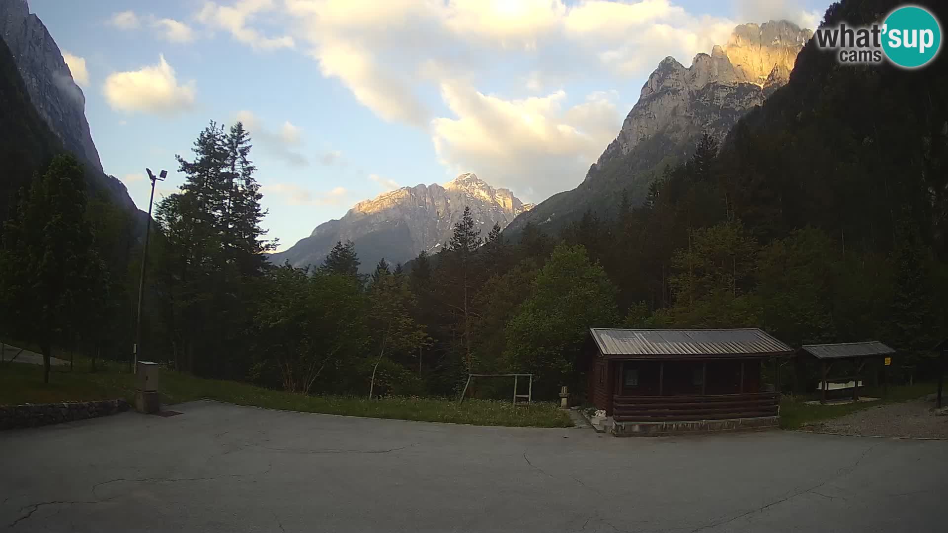 Log pod Mangartom webcam – View to Jerebica and Rombon – Bovec – Slovenia