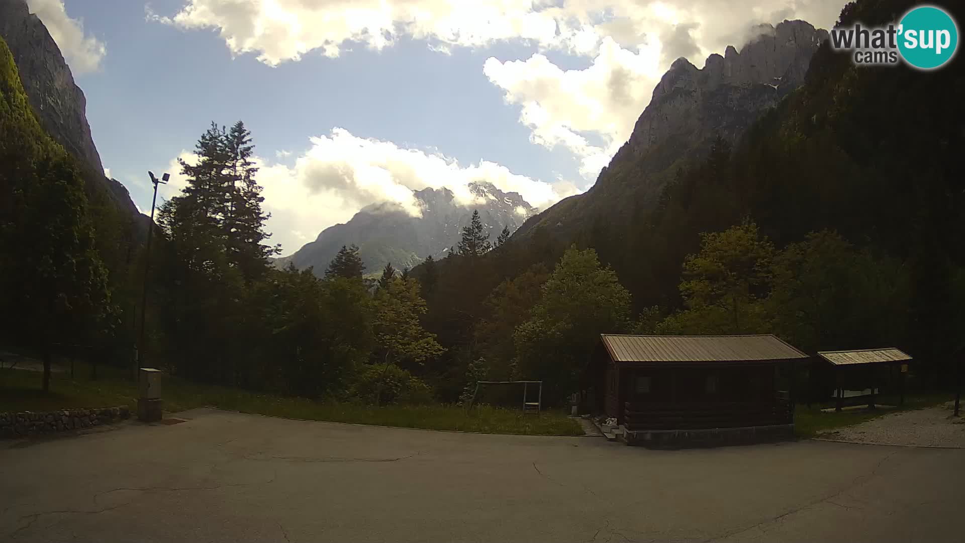 Log pod Mangartom webcam – Vue sur Jerebica et Rombon – Bovec – Slovénie