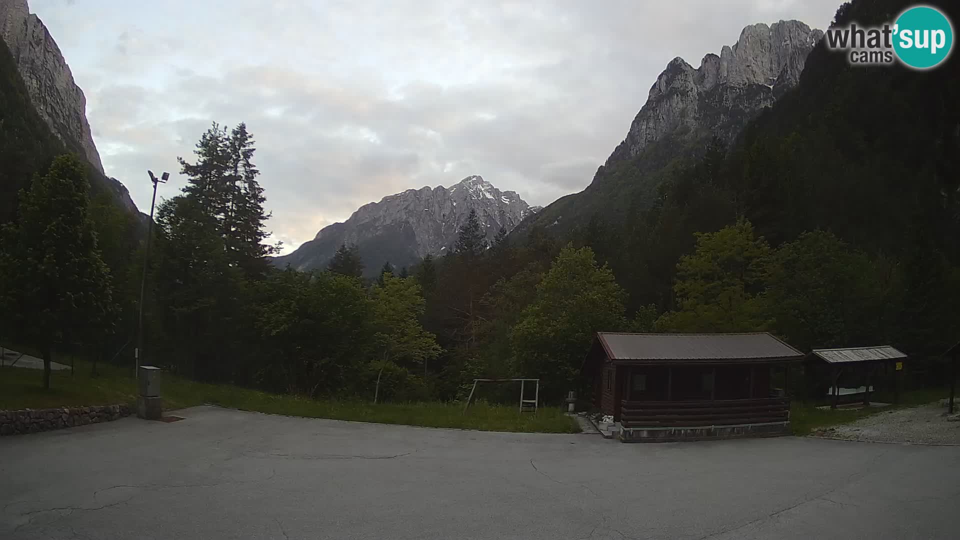 Log pod Mangartom Webcam – Blick auf Jerebica und Rombon – Bovec – Slowenien