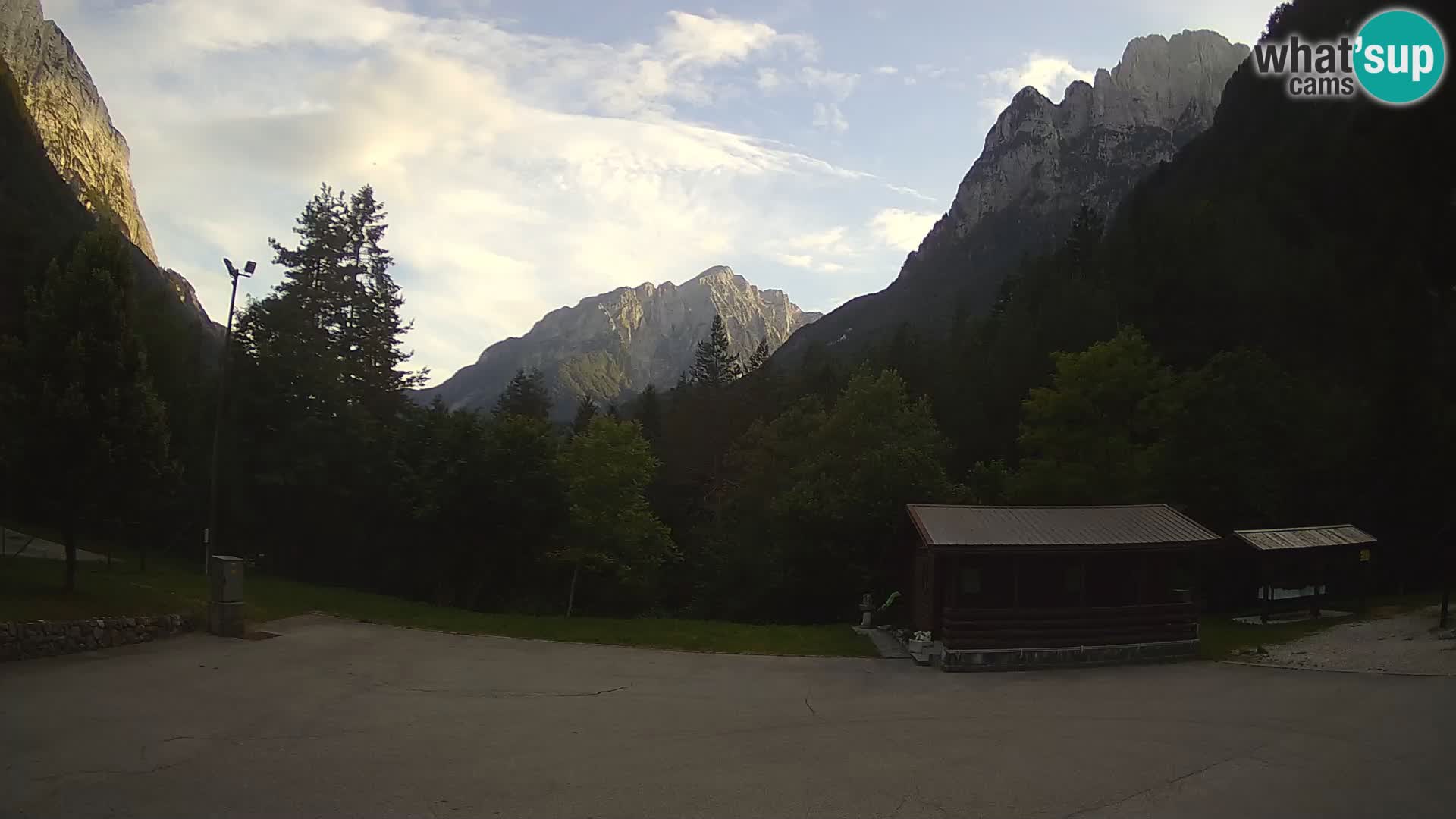 Log pod Mangartom Webcam – Blick auf Jerebica und Rombon – Bovec – Slowenien