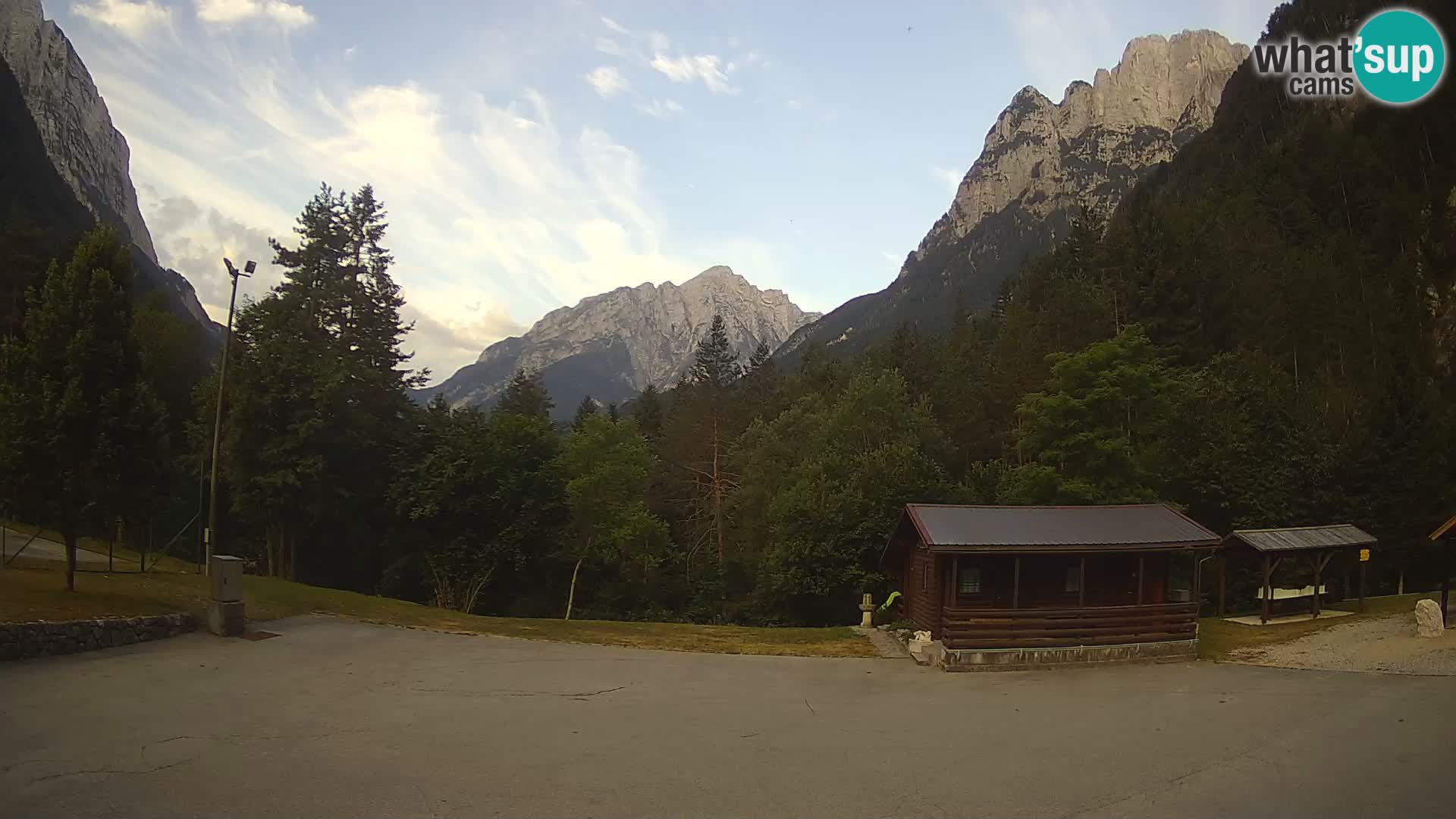 Log pod Mangartom webcam – Vue sur Jerebica et Rombon – Bovec – Slovénie