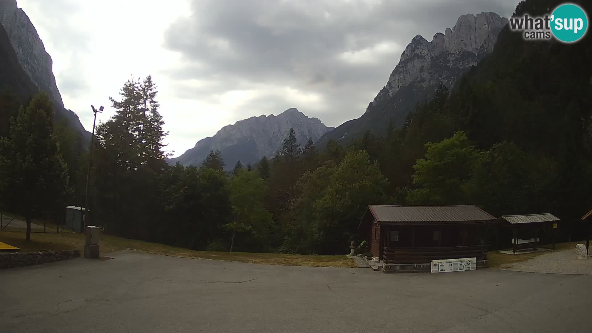 Log pod Mangartom Webcam – Blick auf Jerebica und Rombon – Bovec – Slowenien