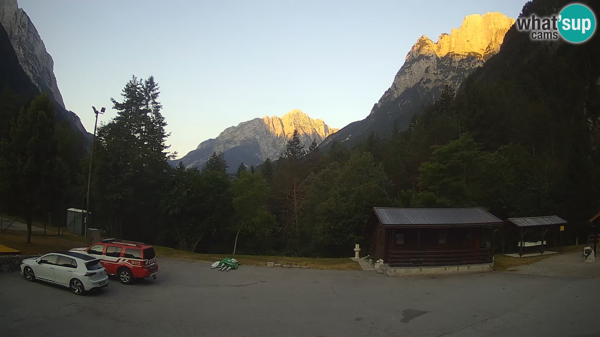 Cámara web Log pod Mangartom – Vista a Jerebica y Rombon – Bovec – Eslovenia