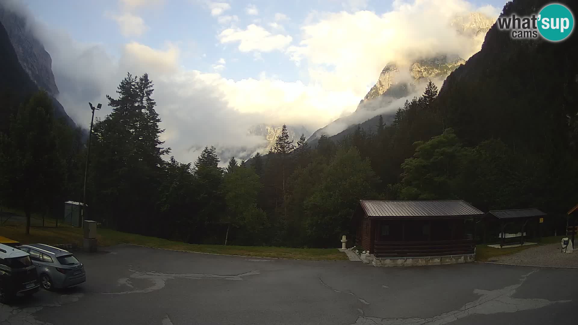 Log pod Mangartom Webcam – Blick auf Jerebica und Rombon – Bovec – Slowenien