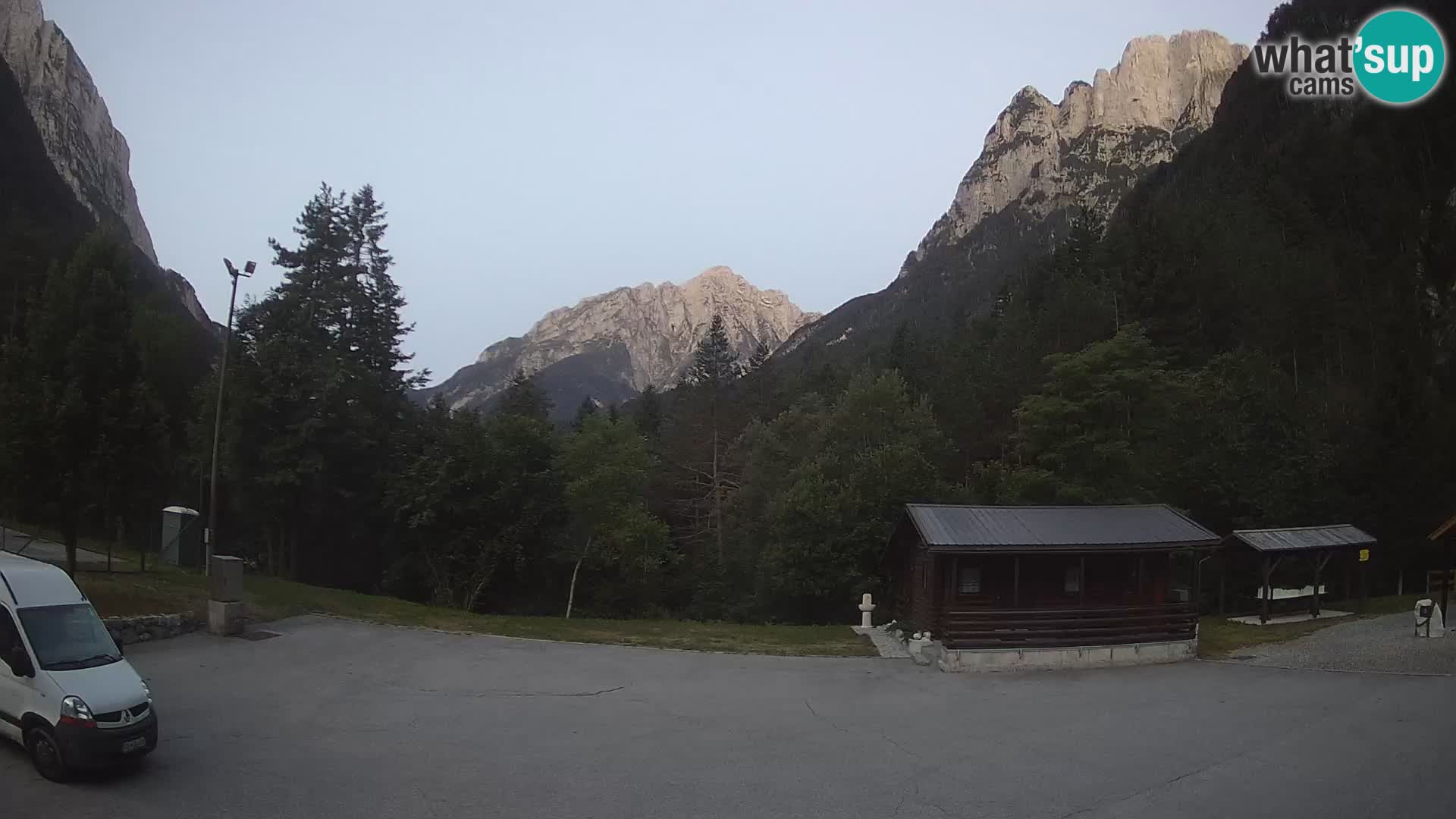 Log pod Mangartom Webcam – Blick auf Jerebica und Rombon – Bovec – Slowenien