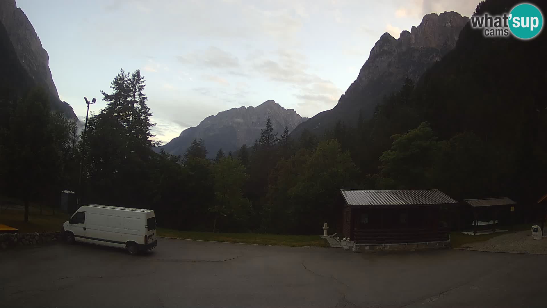 Log pod Mangartom Webcam – Blick auf Jerebica und Rombon – Bovec – Slowenien