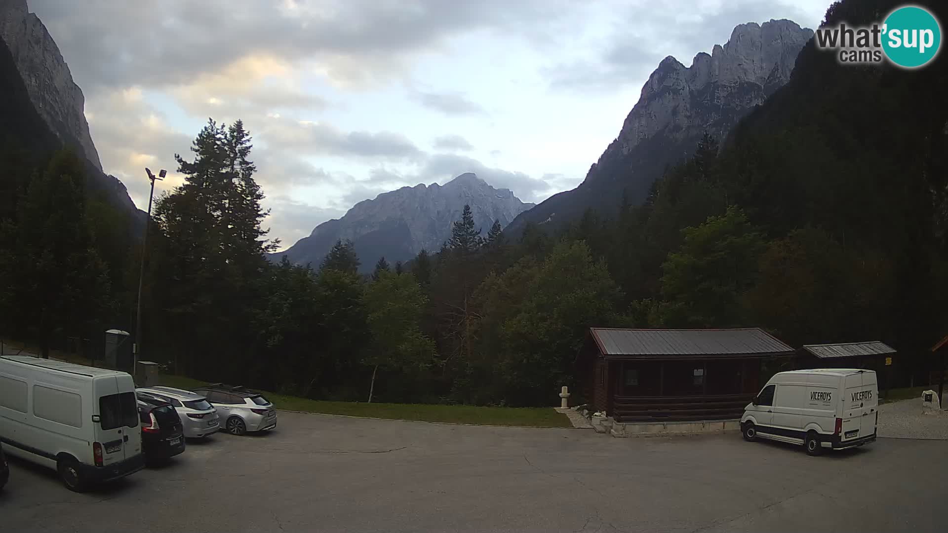 Log pod Mangartom Webcam – Blick auf Jerebica und Rombon – Bovec – Slowenien