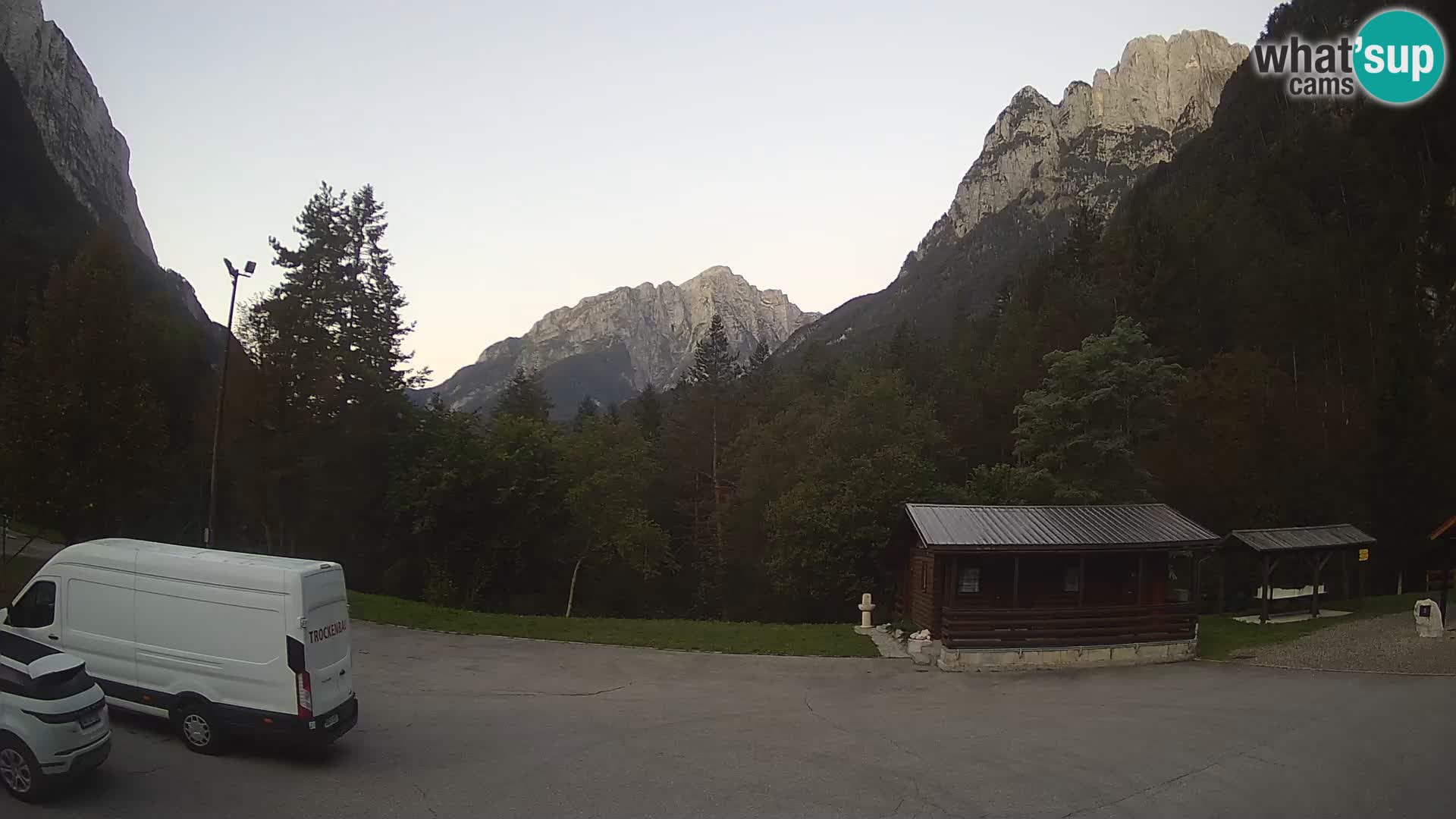 Cámara web Log pod Mangartom – Vista a Jerebica y Rombon – Bovec – Eslovenia