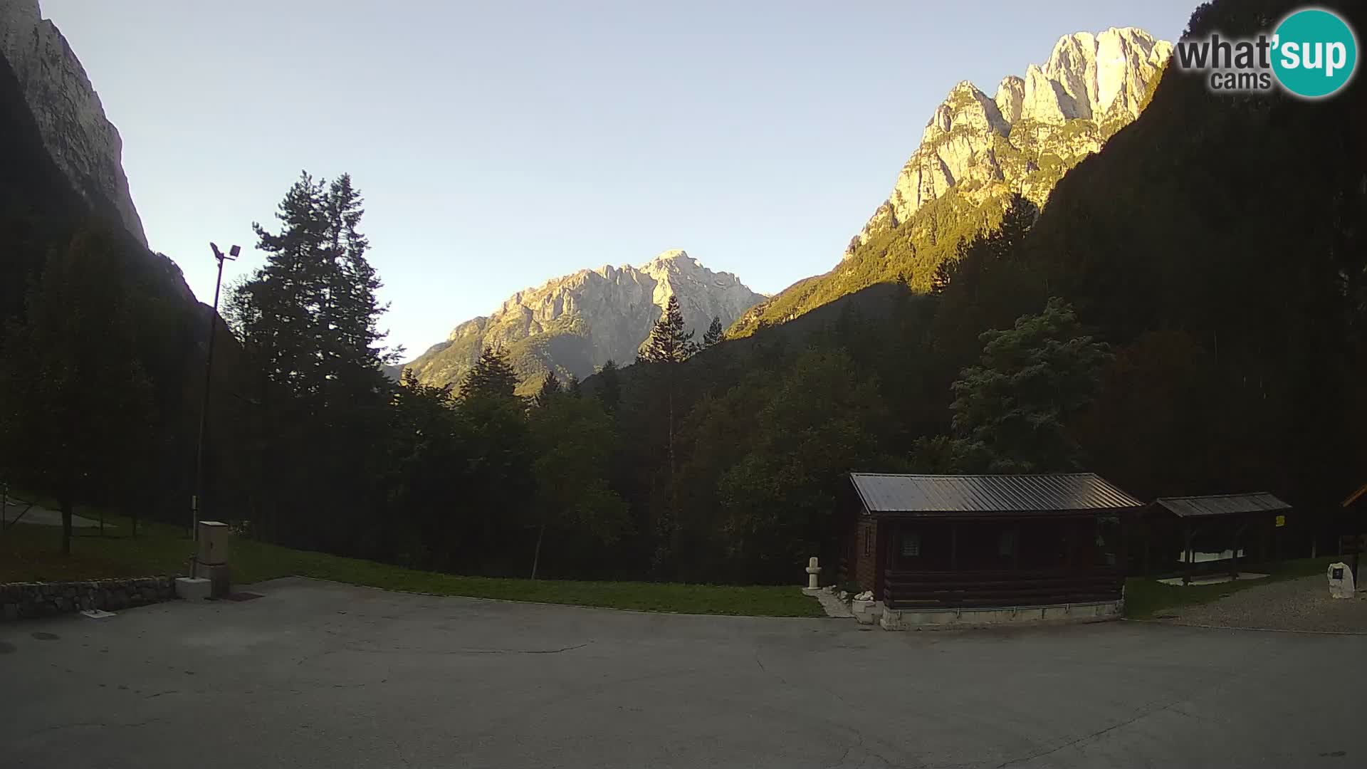 Log pod Mangartom webcam – View to Jerebica and Rombon – Bovec – Slovenia