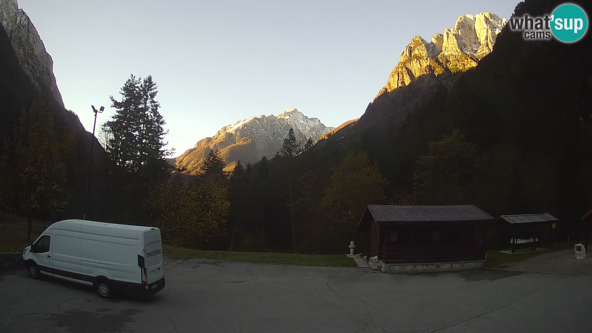 Cámara web Log pod Mangartom – Vista a Jerebica y Rombon – Bovec – Eslovenia