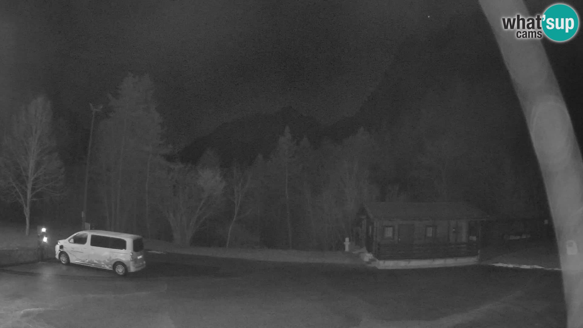 Log pod Mangartom webcam – Vista su Jerebica e Rombon – Bovec – Slovenia