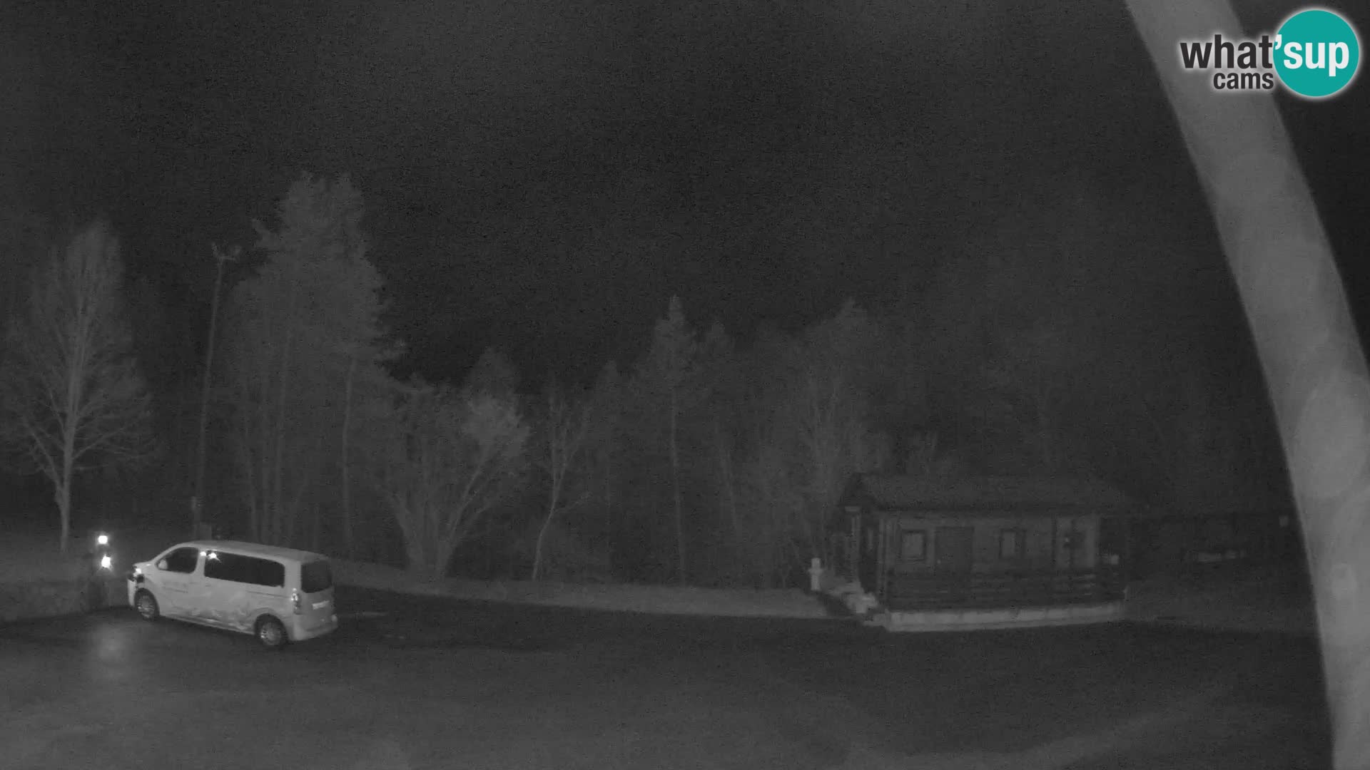 Web kamera Log pod Mangartom – Pogled na Jerebicu i Rombon – Bovec – Slovenija