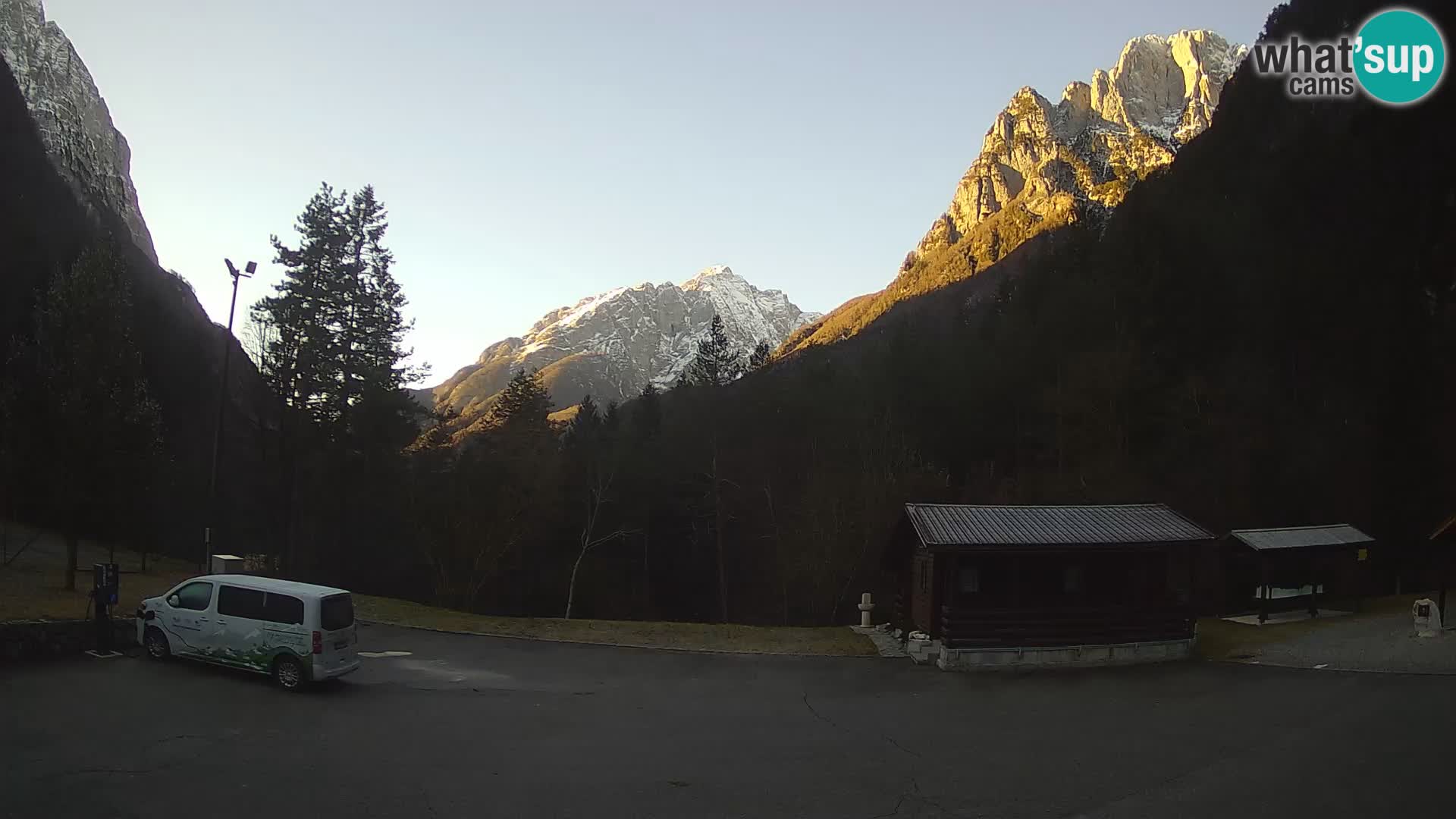 Log pod Mangartom webcam – View to Jerebica and Rombon – Bovec – Slovenia