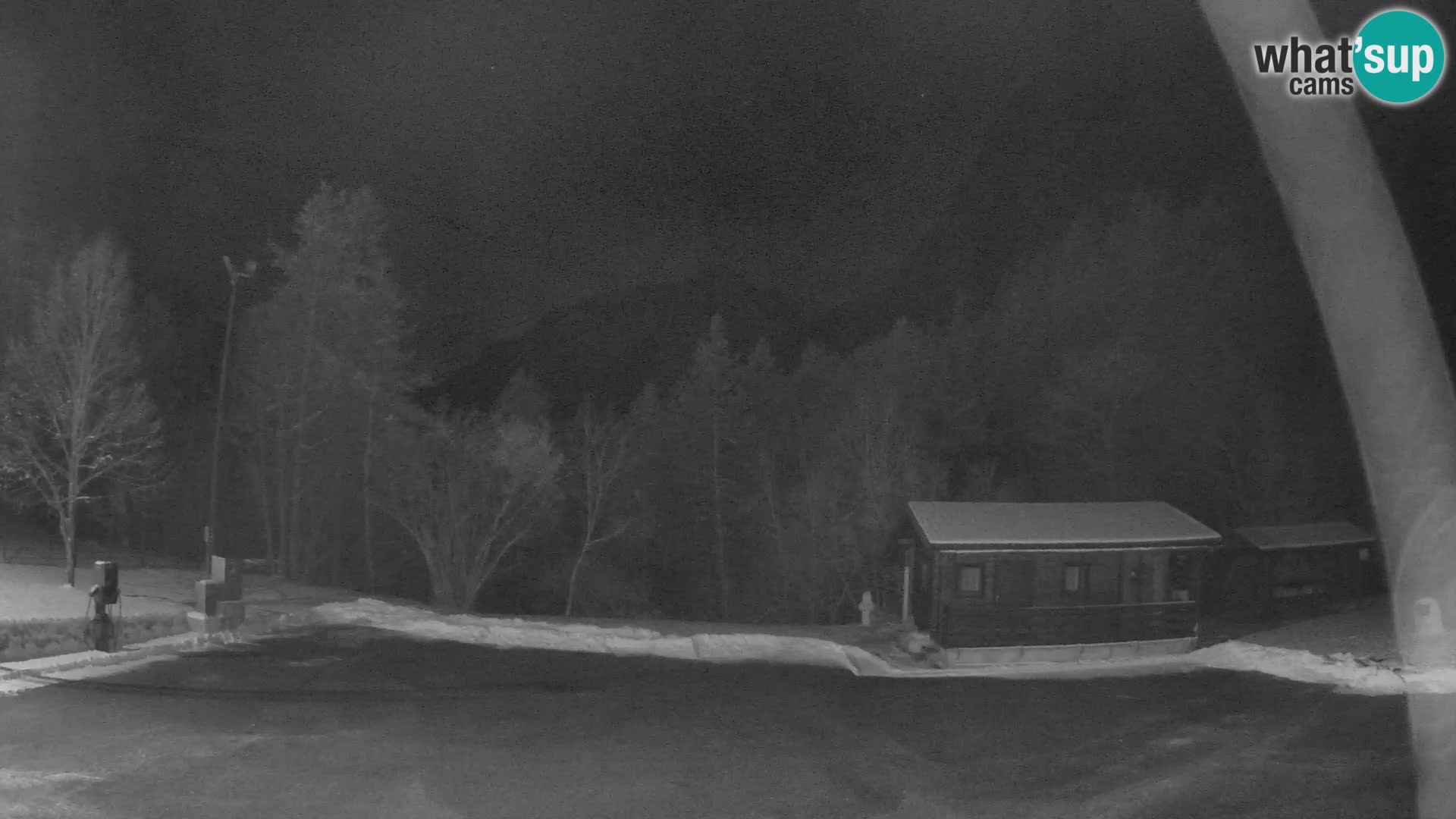 Log pod Mangartom webcam – Vista su Jerebica e Rombon – Bovec – Slovenia