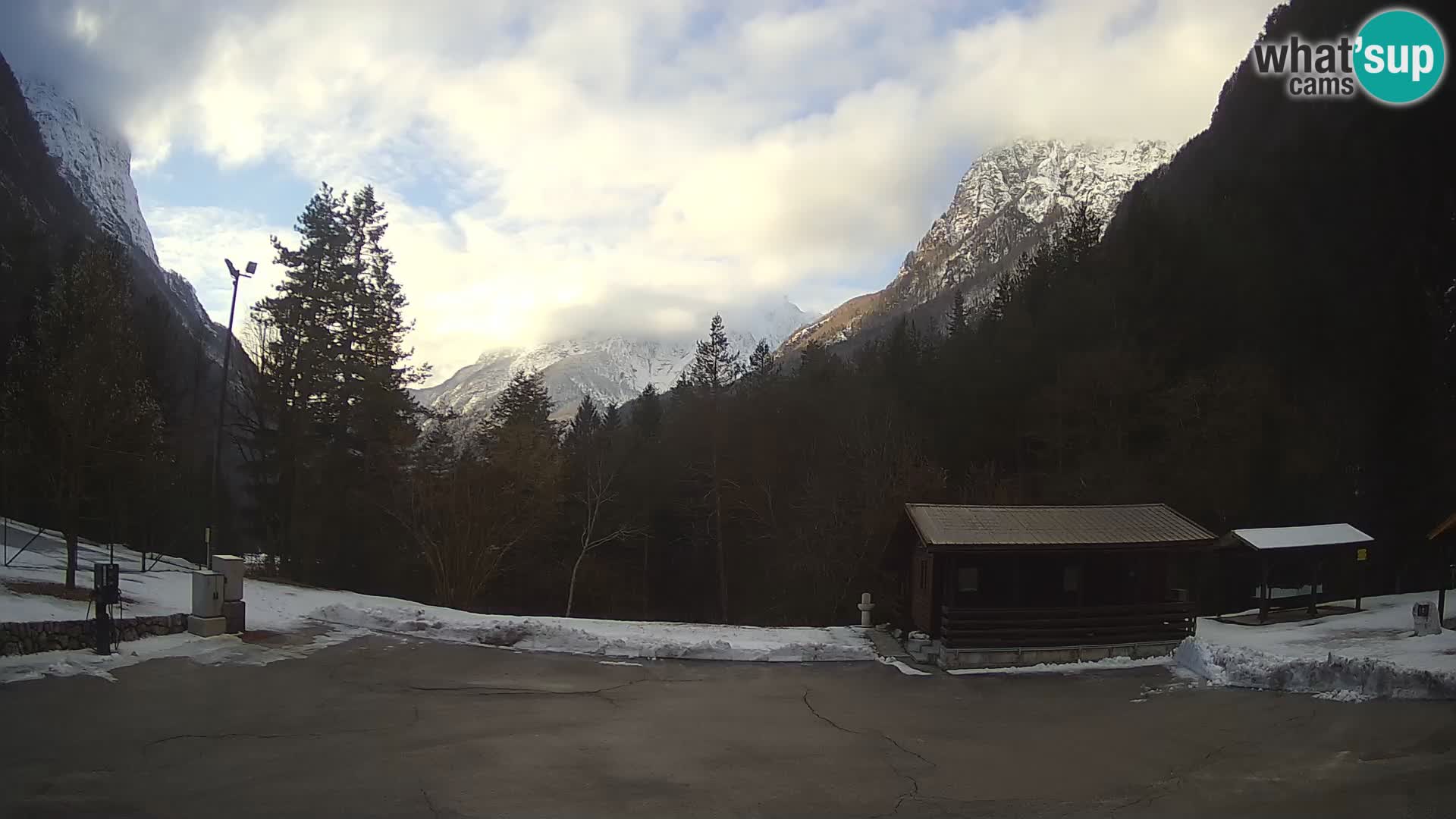 Log pod Mangartom webcam – View to Jerebica and Rombon – Bovec – Slovenia