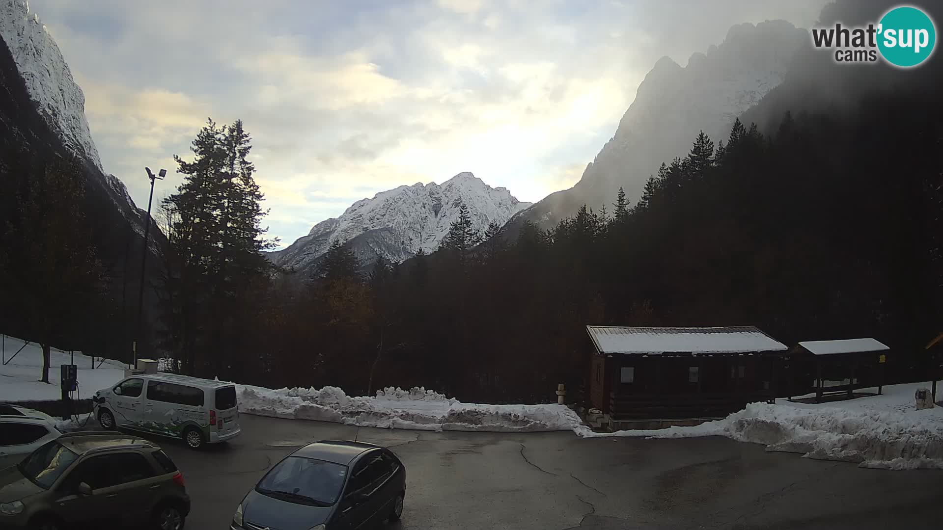 Cámara web Log pod Mangartom – Vista a Jerebica y Rombon – Bovec – Eslovenia