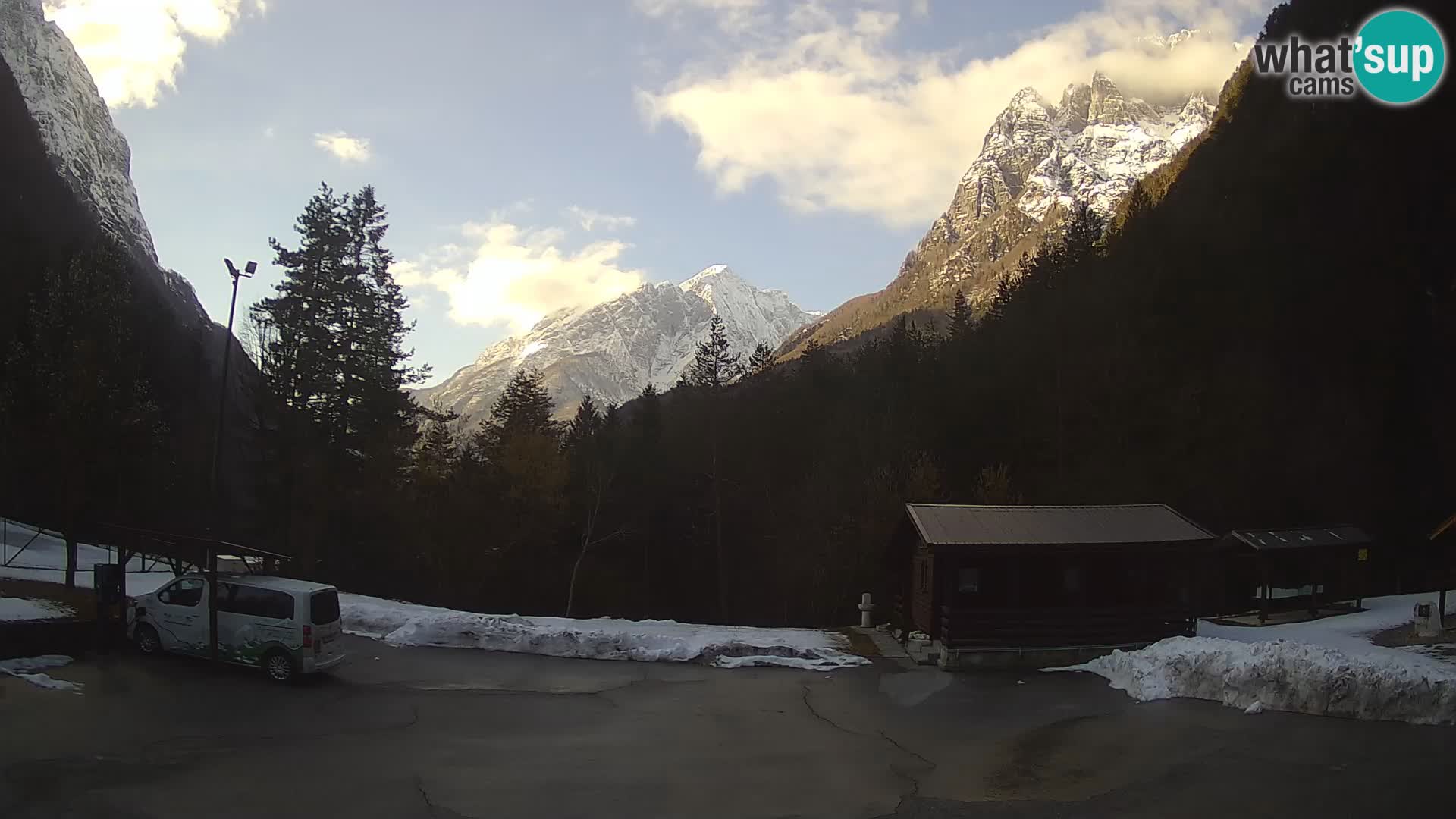 Log pod Mangartom Webcam – Blick auf Jerebica und Rombon – Bovec – Slowenien