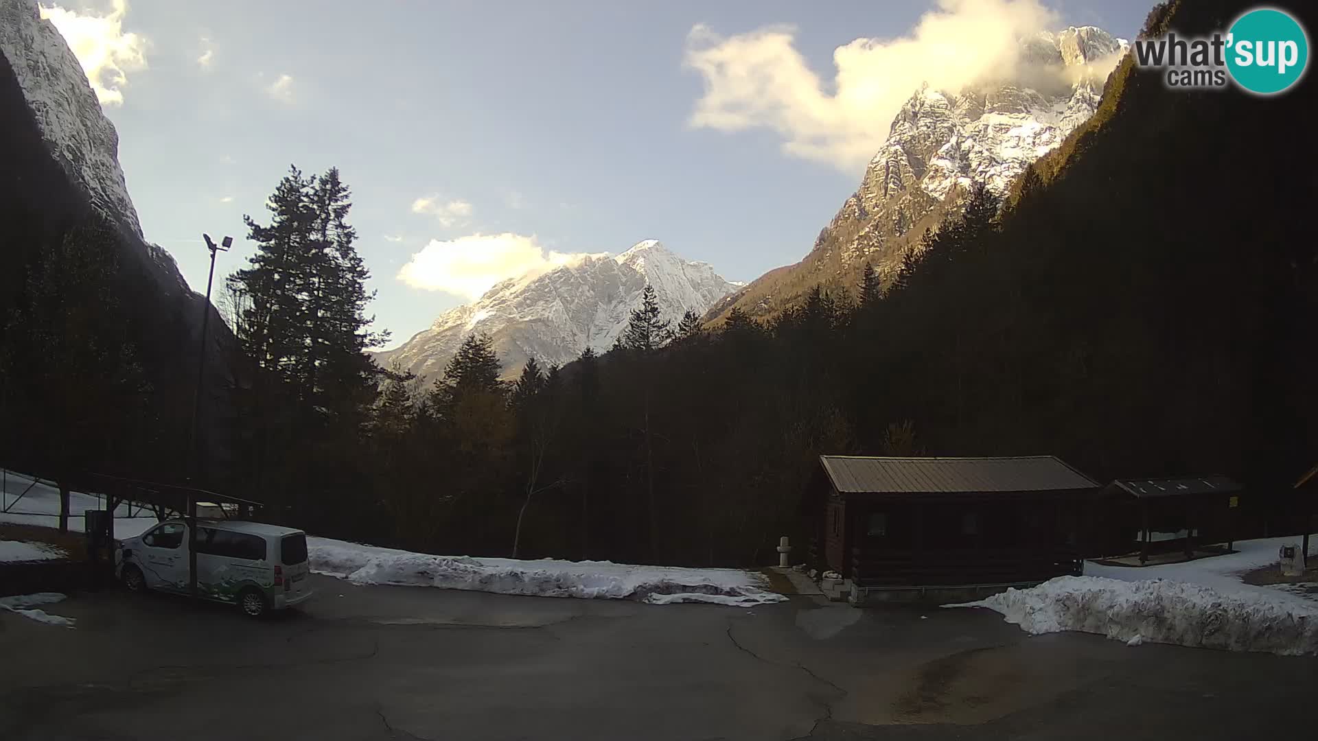 Log pod Mangartom webcam – Vue sur Jerebica et Rombon – Bovec – Slovénie