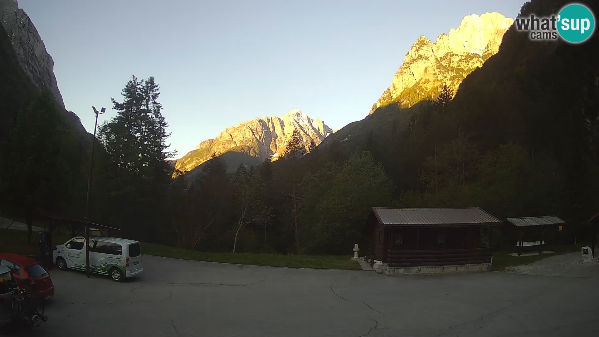 Cámara web Log pod Mangartom – Vista a Jerebica y Rombon – Bovec – Eslovenia