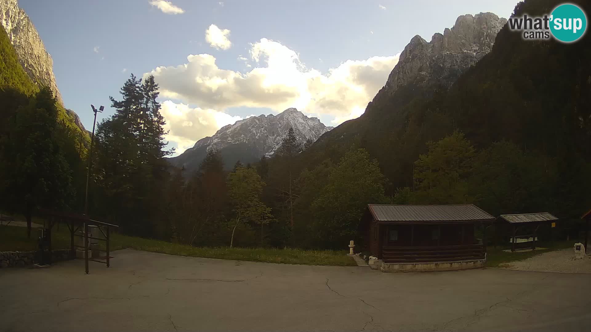 Log pod Mangartom webcam – View to Jerebica and Rombon – Bovec – Slovenia