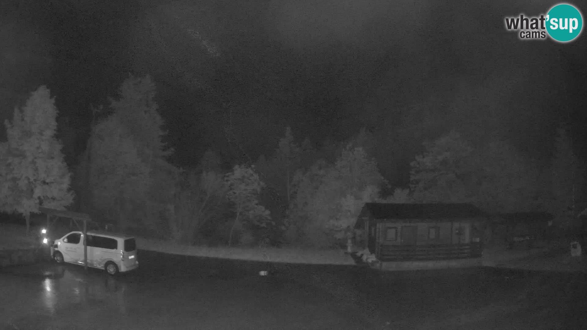 Log pod Mangartom webcam – Vista su Jerebica e Rombon – Bovec – Slovenia