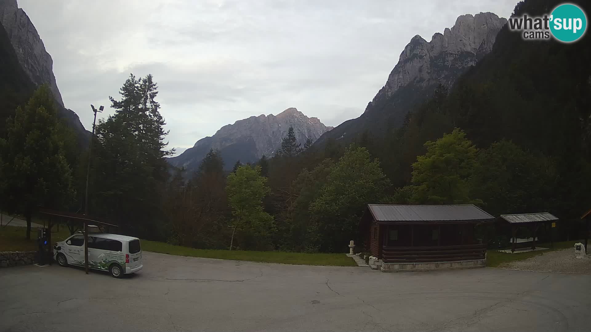 Log pod Mangartom webcam – Vue sur Jerebica et Rombon – Bovec – Slovénie