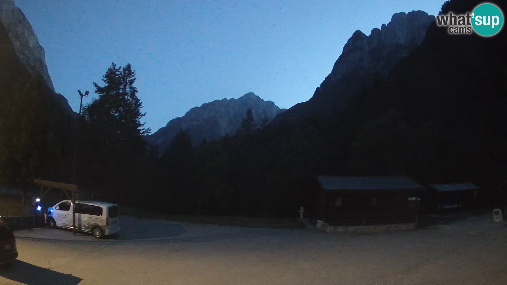 Log pod Mangartom webcam – Vue sur Jerebica et Rombon – Bovec – Slovénie