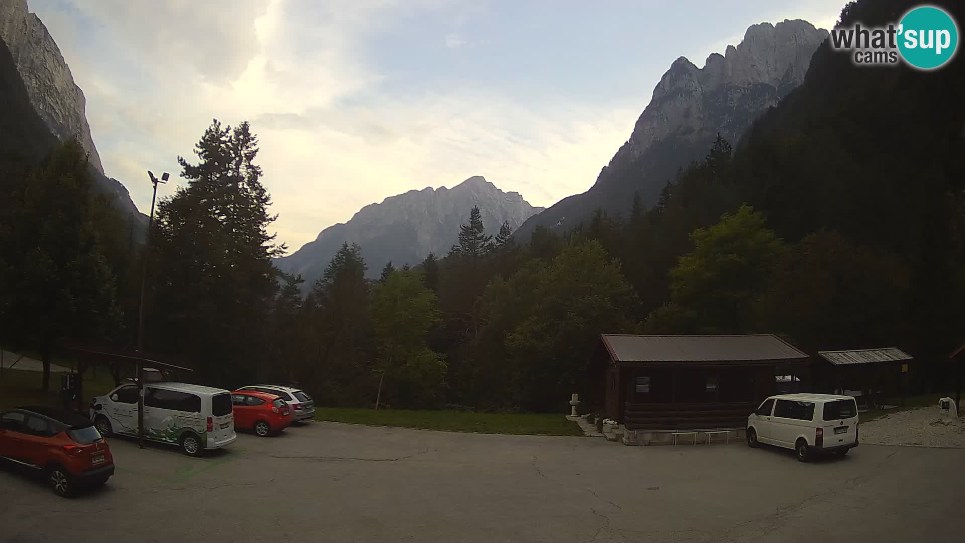 Log pod Mangartom webcam – Vue sur Jerebica et Rombon – Bovec – Slovénie