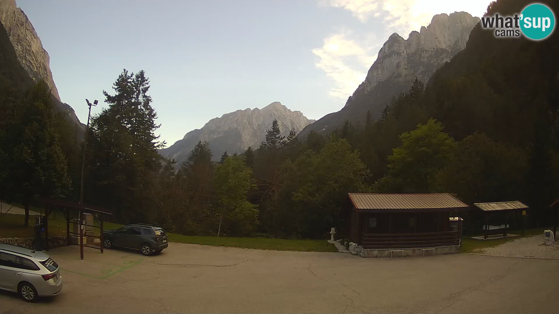 Log pod Mangartom webcam – Vue sur Jerebica et Rombon – Bovec – Slovénie