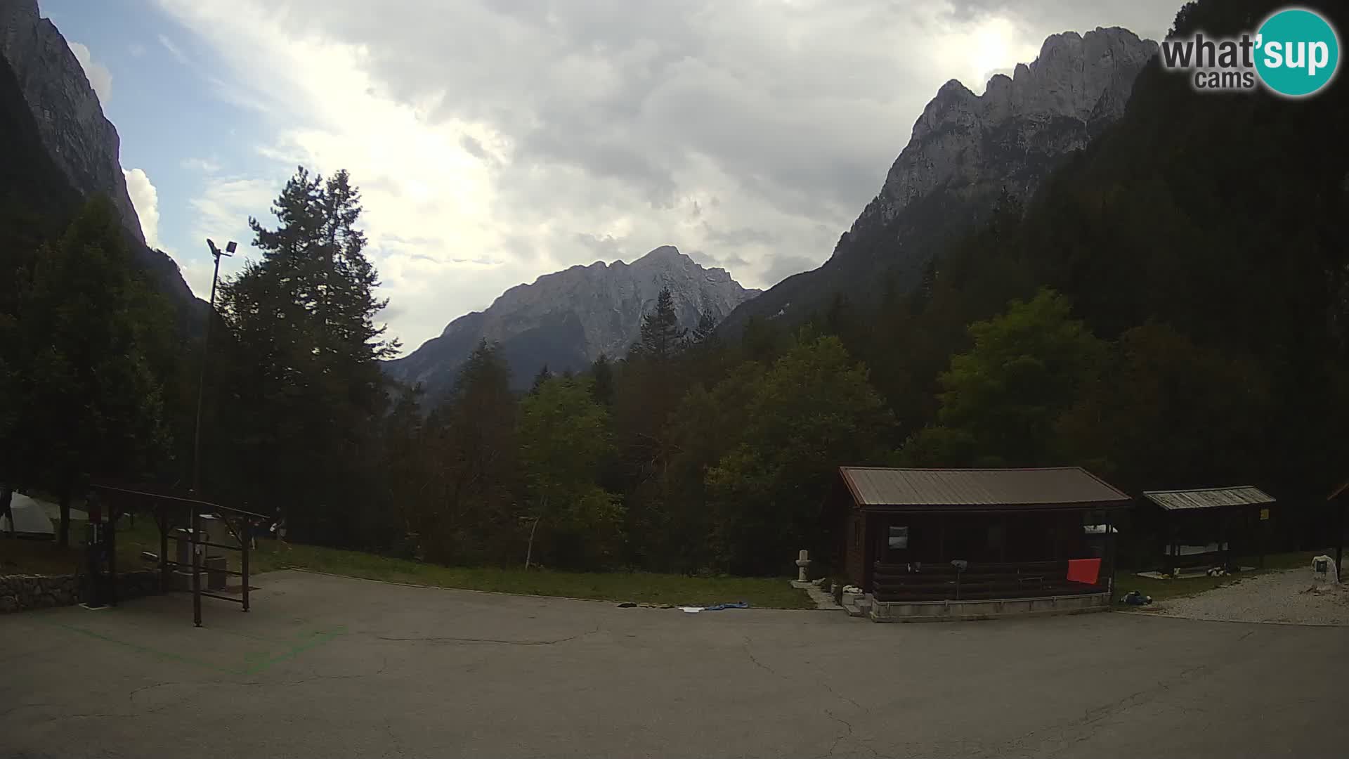 Cámara web Log pod Mangartom – Vista a Jerebica y Rombon – Bovec – Eslovenia