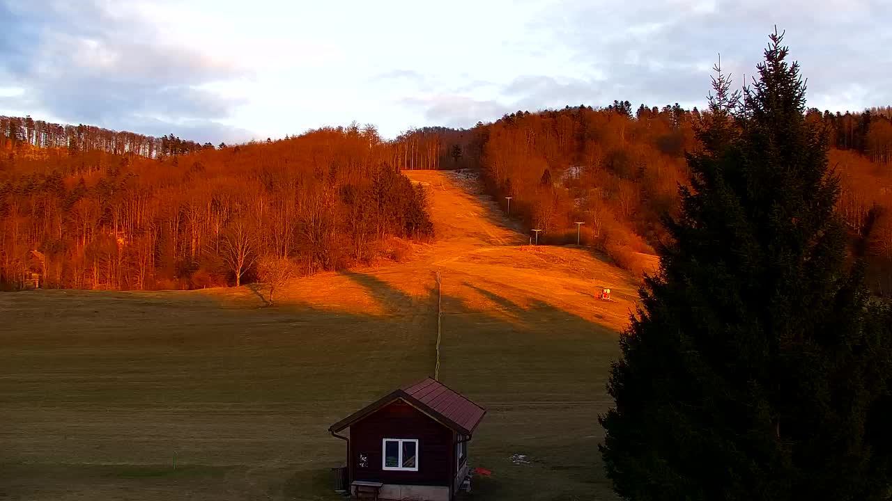 Webcam Lokve – The beauty of the Trnovo forest