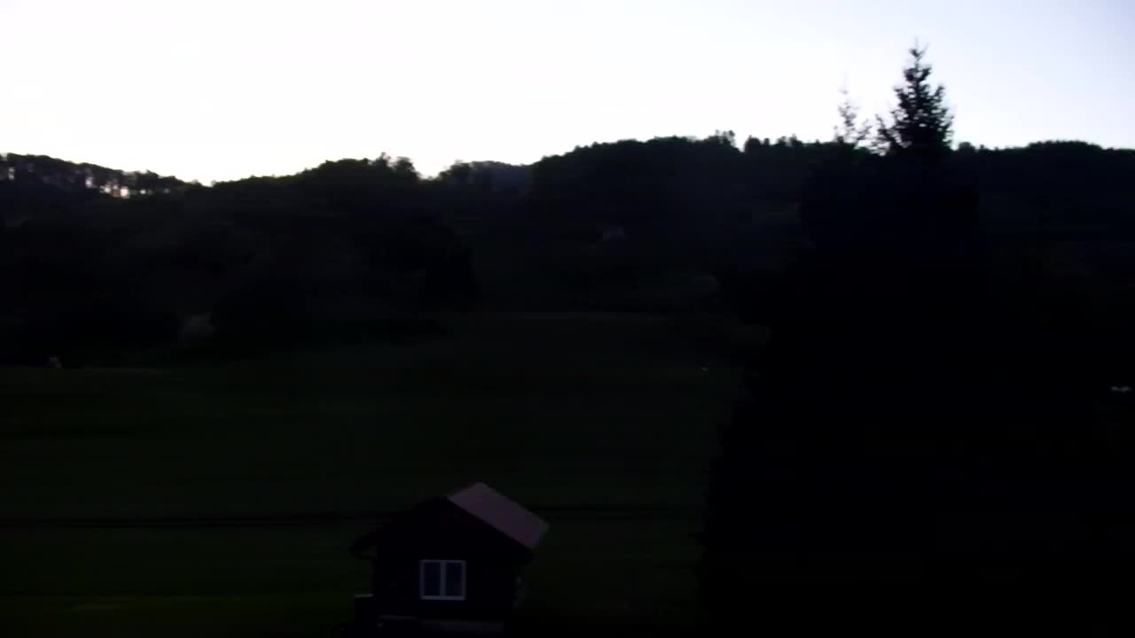 Camera en vivo Lokve – La belleza del bosque de Trnovo
