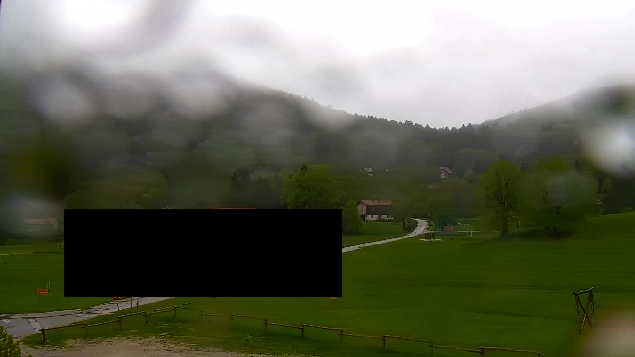 Camera en vivo Lokve – La belleza del bosque de Trnovo
