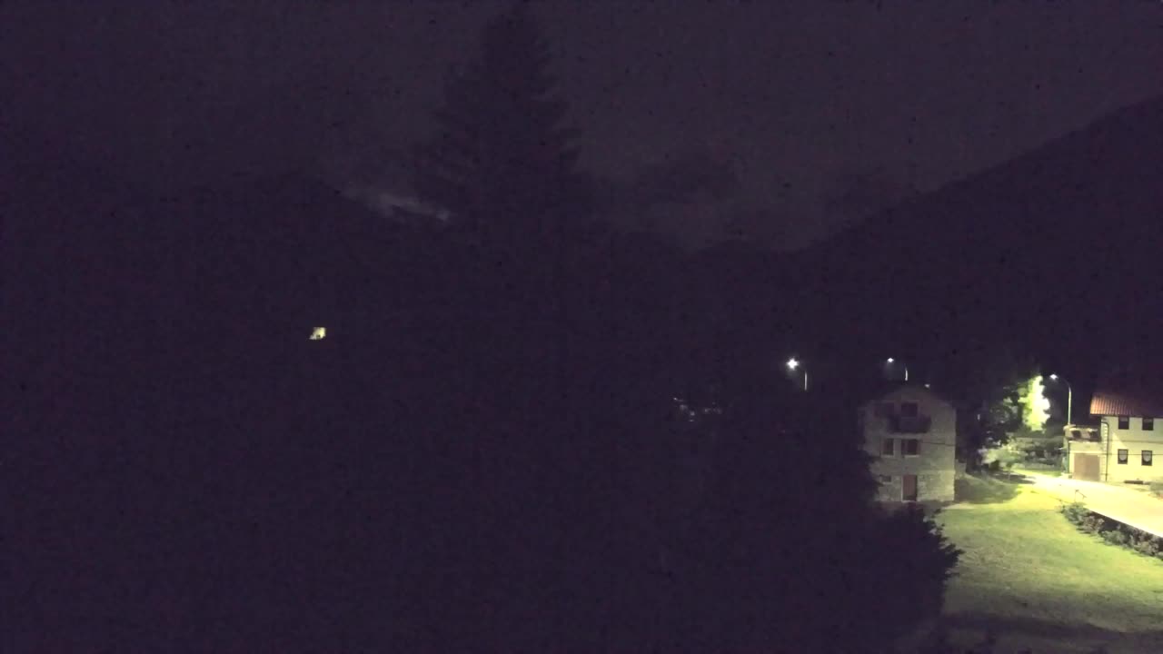 Camera en vivo Lokve – La belleza del bosque de Trnovo