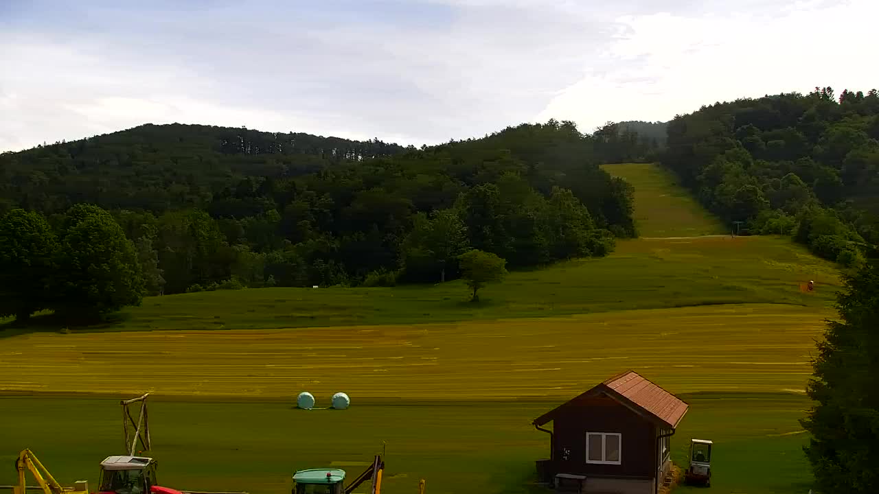 Camera en vivo Lokve – La belleza del bosque de Trnovo