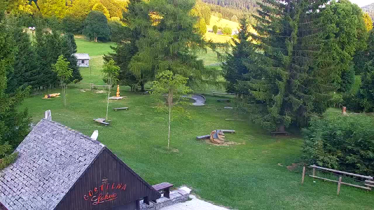 Camera en vivo Lokve – La belleza del bosque de Trnovo