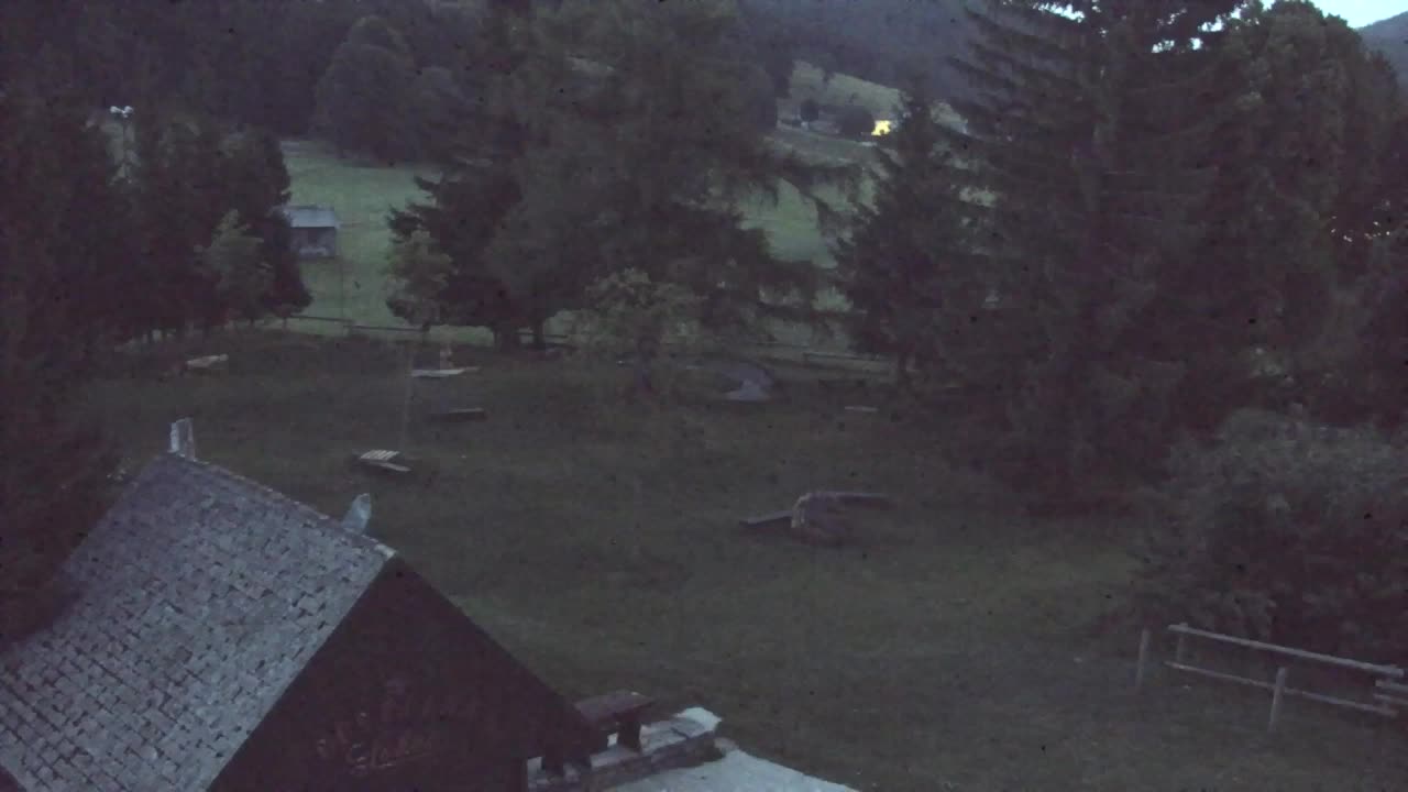 Camera en vivo Lokve – La belleza del bosque de Trnovo
