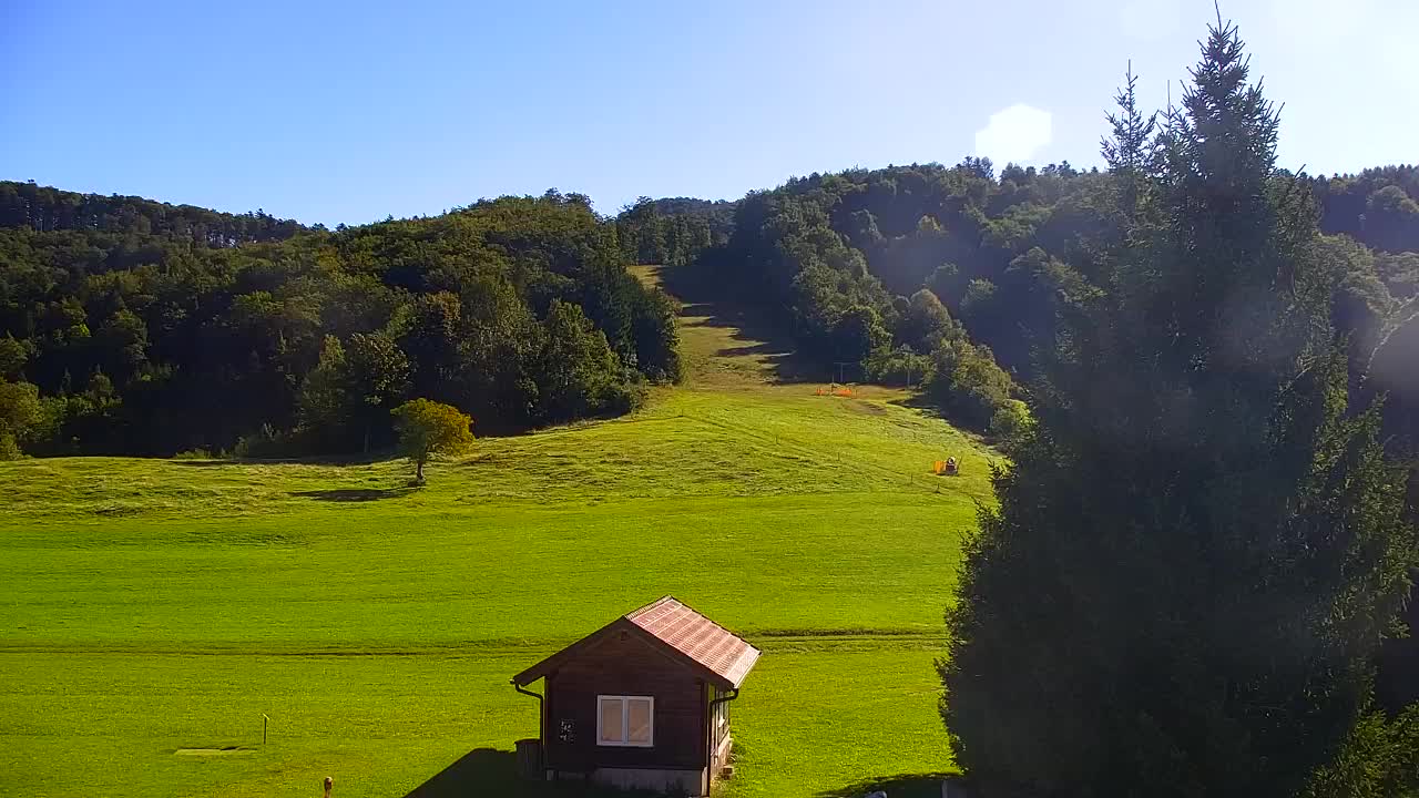 Camera en vivo Lokve – La belleza del bosque de Trnovo