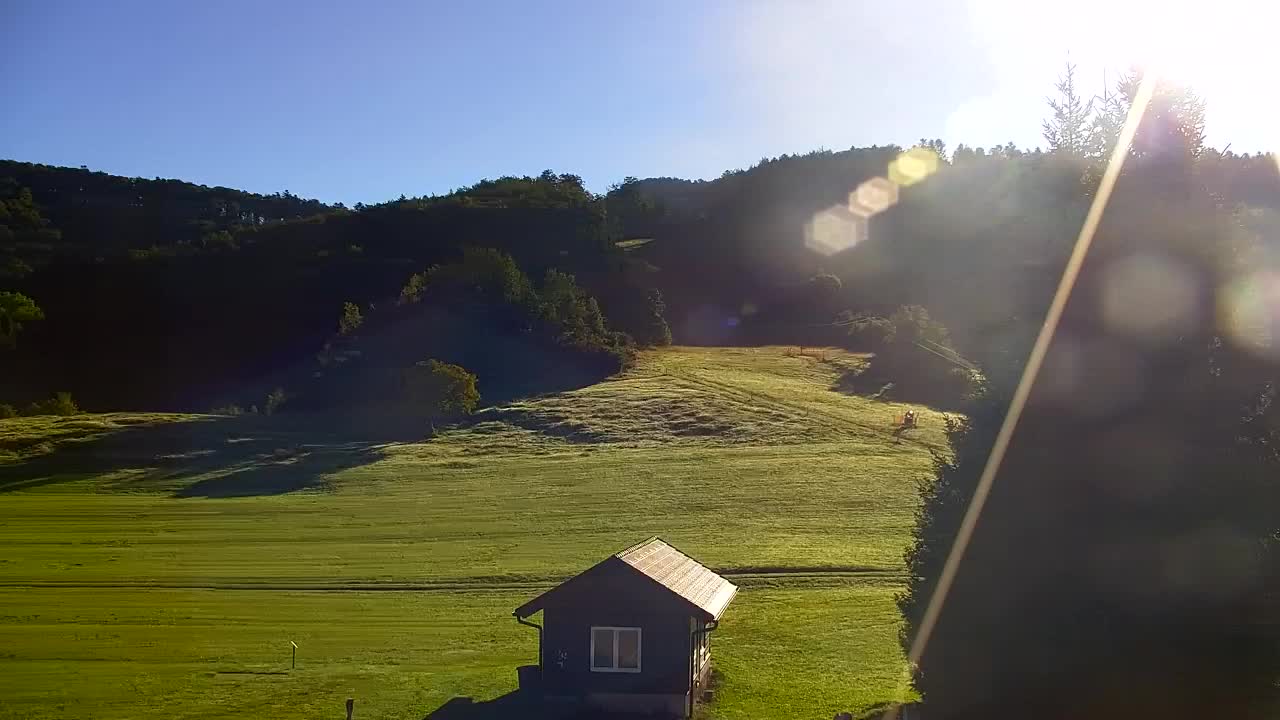 Camera en vivo Lokve – La belleza del bosque de Trnovo