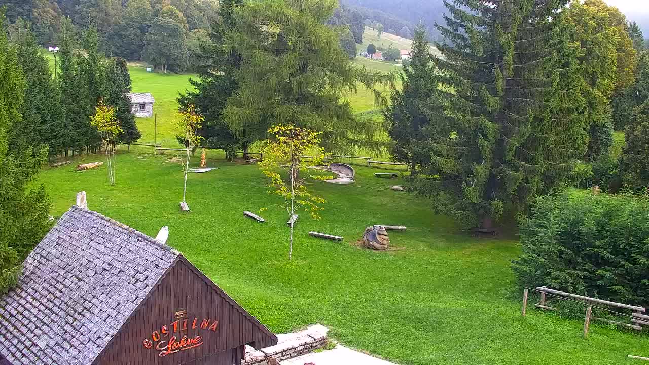 Camera en vivo Lokve – La belleza del bosque de Trnovo